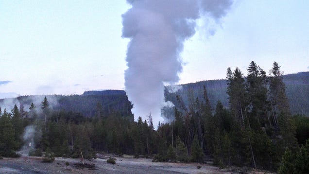 The World's Largest Active Geyser in Yellowstone Keeps Going Off, But It Isn't a Sign of Imminent Doom