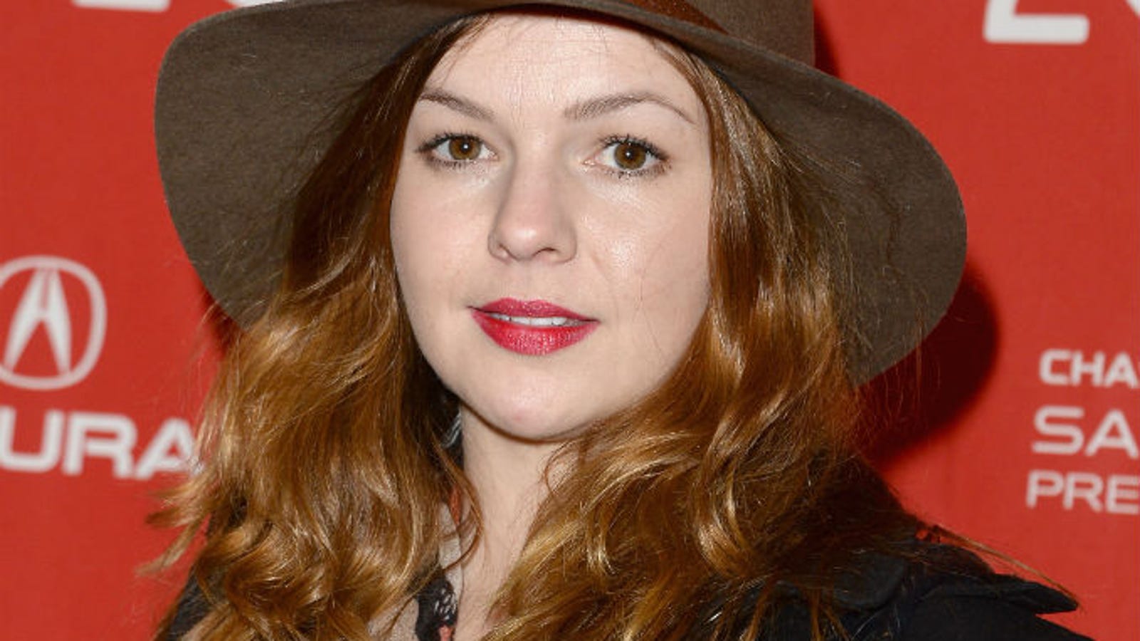 This Is How Amber Tamblyn Dresses Now