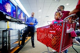 Illustration for article titled Local Electronics Stores Defy the Recession By Not Being Terrible