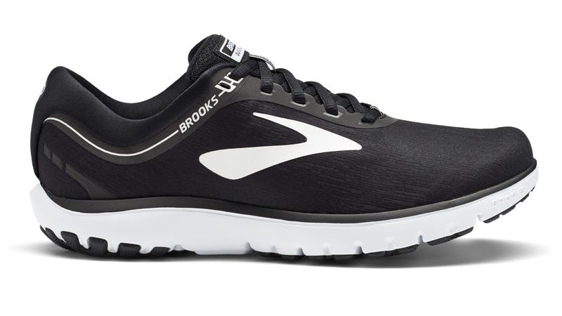 brooks pureflow 1 mens gold