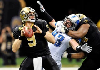 Illustration for article titled NFL Wildcard Weekend Open Thread: Detroit Lions At New Orleans Saints