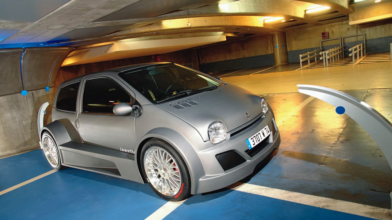 Renault Twingo v8