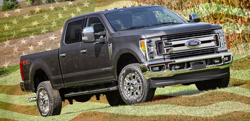 2017 Ford Super Duty Has A Really Practical Optional Gun Case