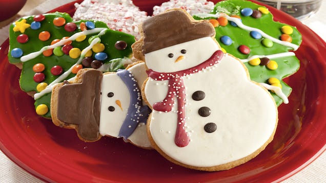 Try These Psychological Tricks to Prevent Mindless Snacking and Avoid Holiday Weight Gain