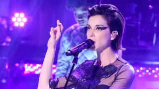 Illustration for article titled St. Vincent Performs 'Teenage Talk' with Real Teen Backup Dancers