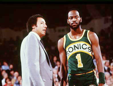 Illustration for article titled David Stern Invites Seattle to Watch Their Ex-Girlfriend With New Boyfriend
