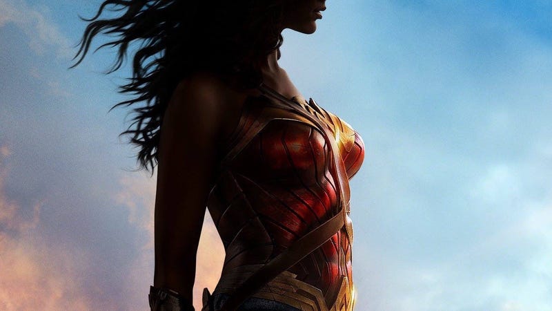 Illustration for article titled La directora de Wonder Woman responde a los que dicen que su película es "otro desastre"