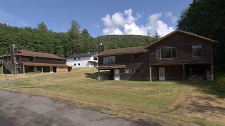 Illustration for article titled Abandoned Canadian Ghost Town to be Revived by Entrepreneur