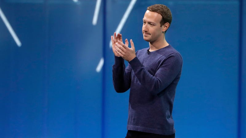 Illustration for article titled Facebook Brings in Fake News Huckster to Conduct Conservative Bias Probe