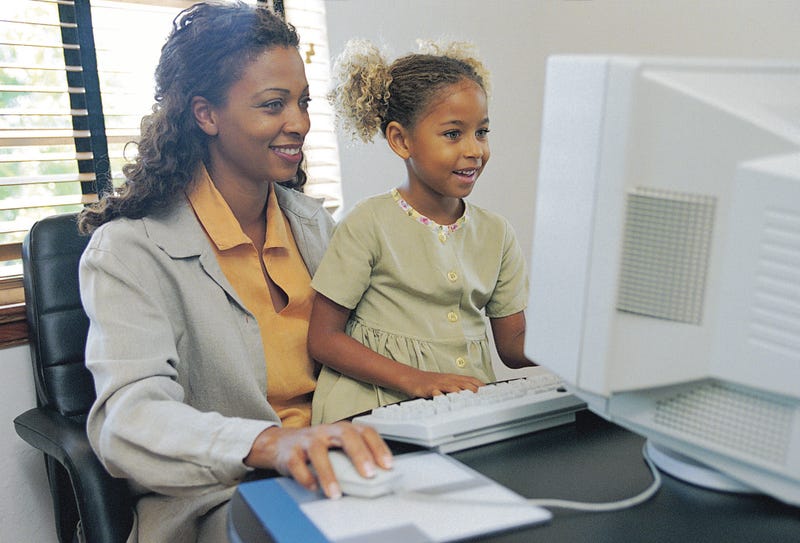 Illustration for article titled Mothers Face Tough Economic Odds
