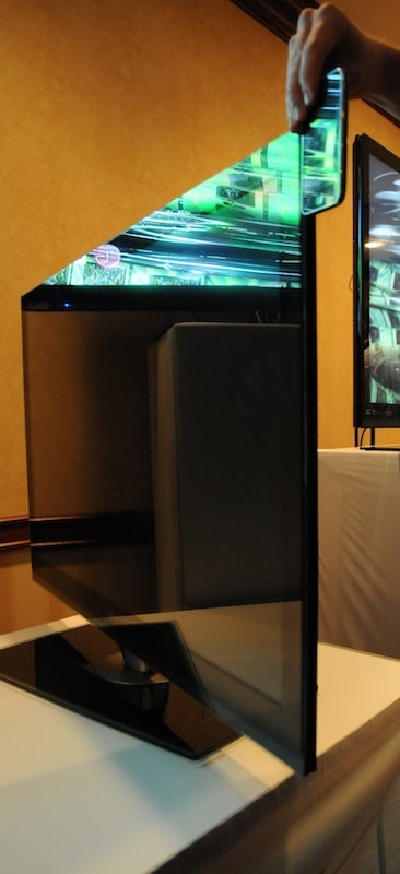Illustration for article titled LG's Very Pretty "Seamless" SL90 LED TV Slides Out Soon for $2700