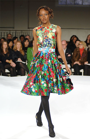 Illustration for article titled Oscar De La Renta Keeps It Classic