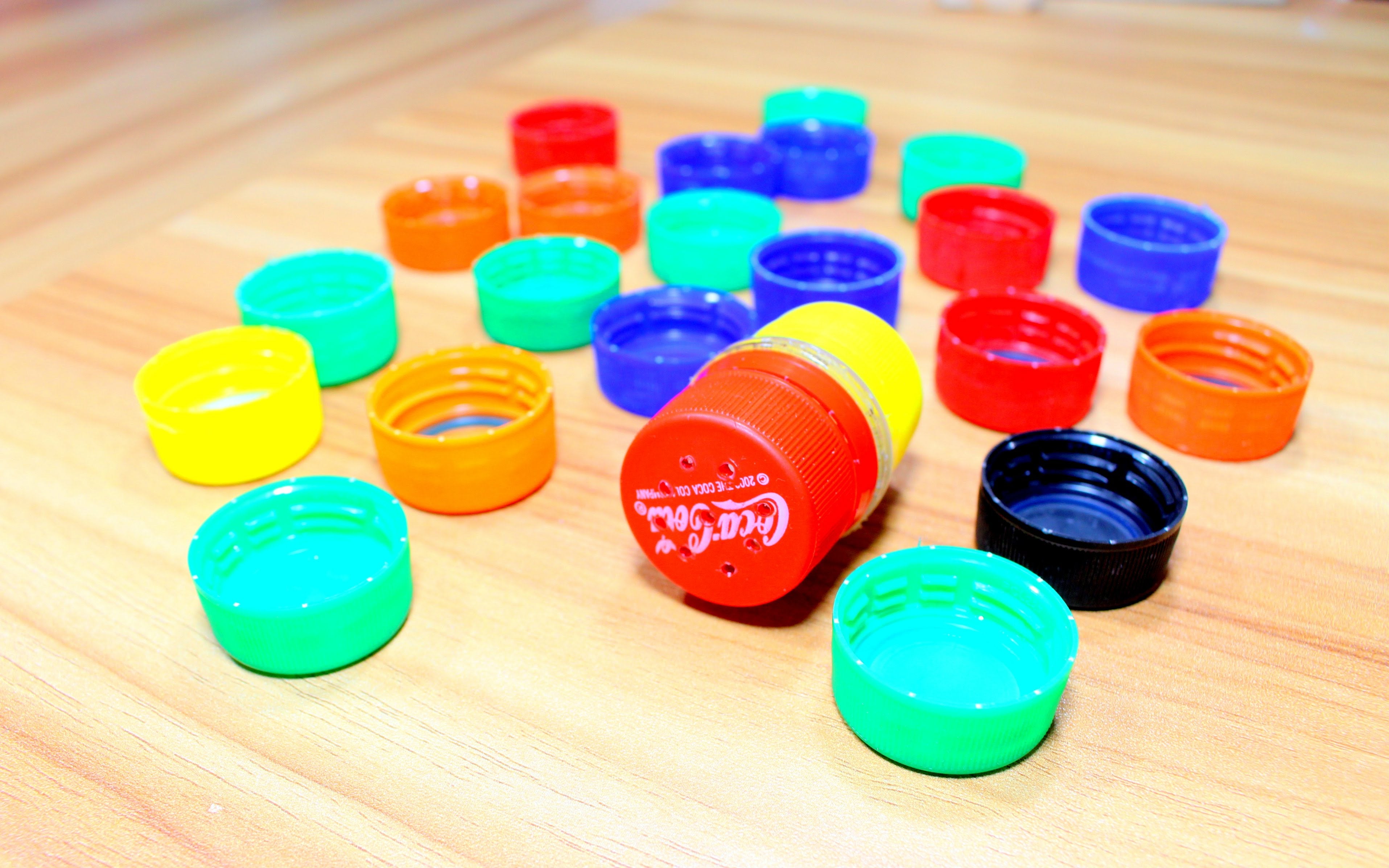 Use Bottle Caps to Hold Eggs Steady (and Other Uses for Plastic Bottles)