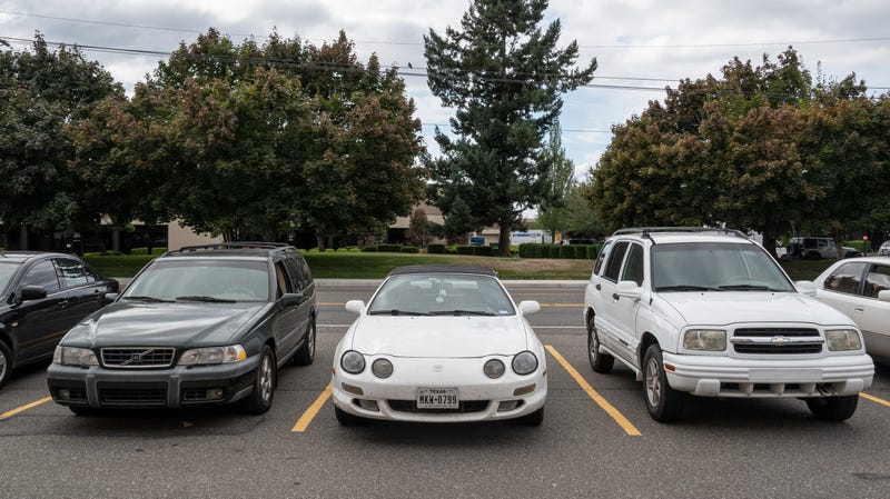 Illustration for article titled AlCan Adventure: Meet the cars!!!