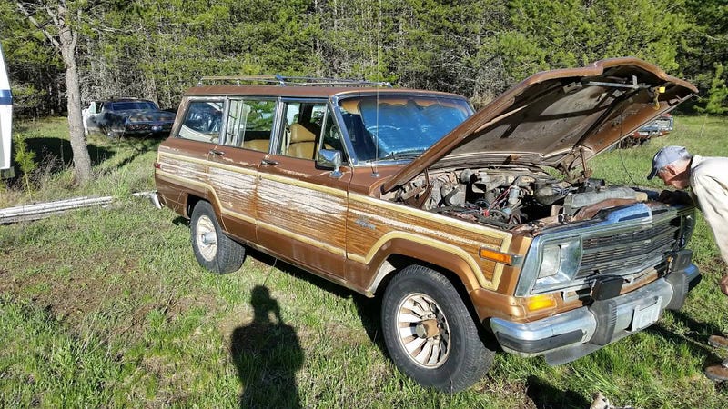 For 2 200 Would You Revive This 1985 Jeep Grand Wagoneer S