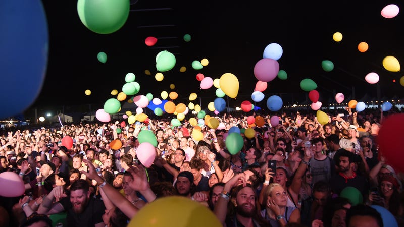 Make Your Own Balloon Drop For New Year S Eve