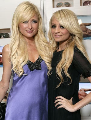 Illustration for article titled Nicole Richie Vs. Paris Hilton: Round 2,178