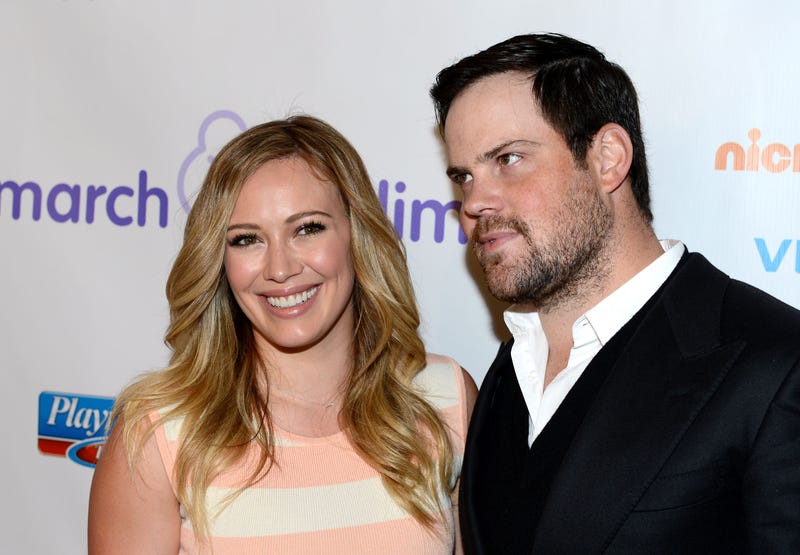 Illustration for article titled Hilary Duff And Mike Comrie Divorce