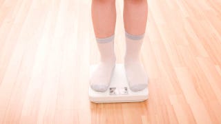 Illustration for article titled 10-Year-Old Boys Are Experimenting With Bulimia