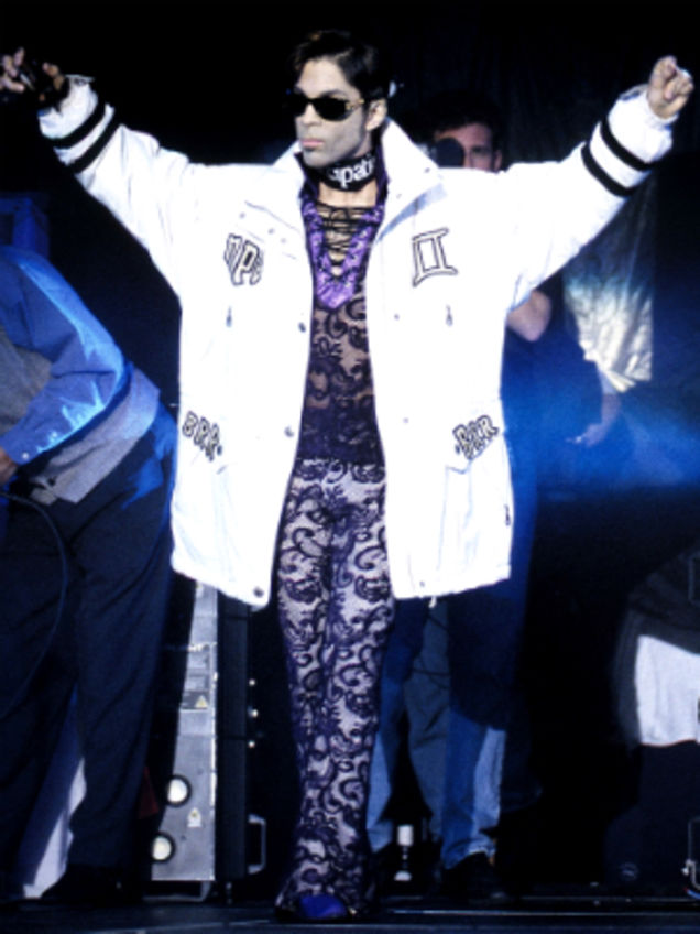 Illustration for article titled Prince and the Evolution: A Photo History