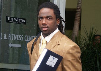 Illustration for article titled Donte' Stallworth Out Of Jail