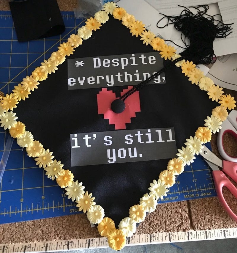 Gamers Graduated in Style With These Graduation Caps Kotaku UK