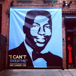 Illustration for article titled NYPD Shows Off New Body Cameras as Eric Garner's Killer Cleared