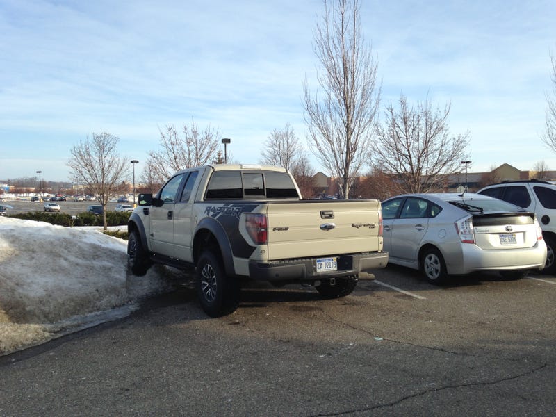 Wil ford raptor fit in garage #8