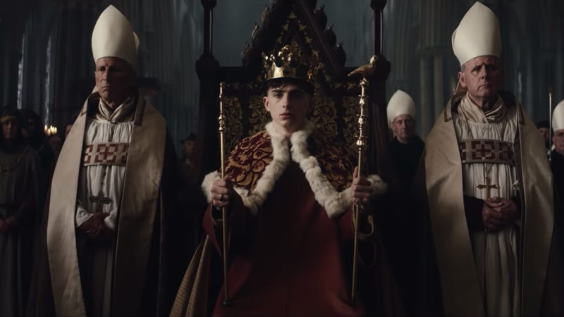 Illustration for article titled Heavy is the Timothée that wears the crown in new trailer for Netflix's The King