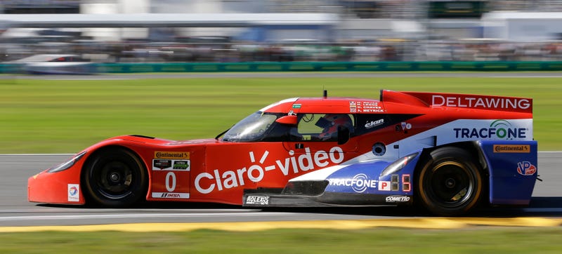 Illustration for article titled NOOOOOO! DeltaWing Retires In Second Hour Of Rolex 24 at Daytona