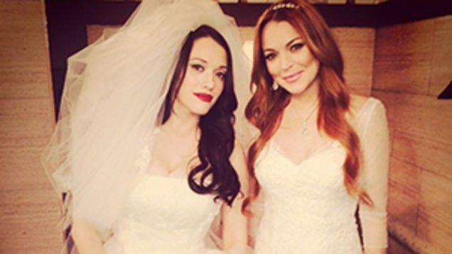 Illustration for article titled Lady Gaga Had Someone Throw Up on Her in Concert