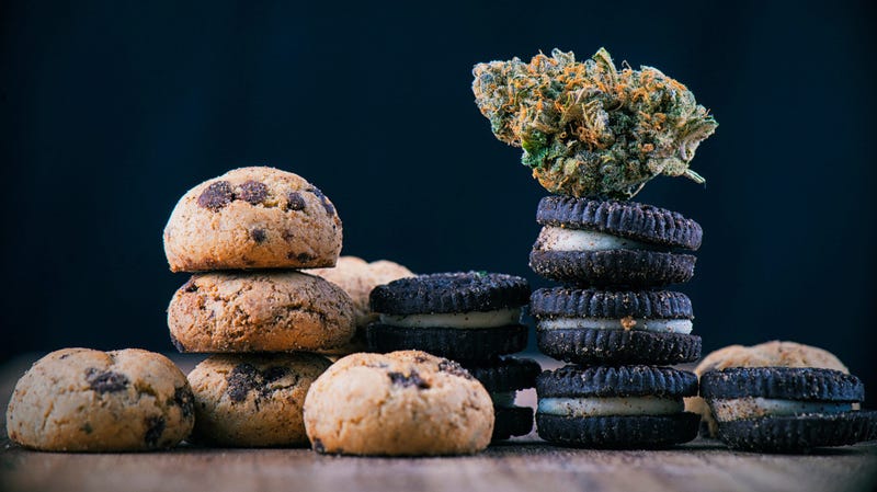 Illustration for article titled Fatty foods help our bodies absorb CBD, because biology is beautiful