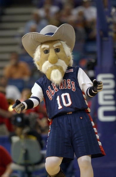 Ole Miss Mascot Colonel Reb sans cane