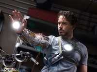 Illustration for article titled Iron Man: The Charming, Agile, Crackling, Comedic Anti-Chick Flick