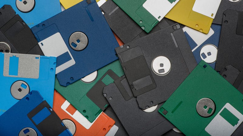 Illustration for article titled Child doesn't recognize floppy disk, giving us all a mid-life crisis
