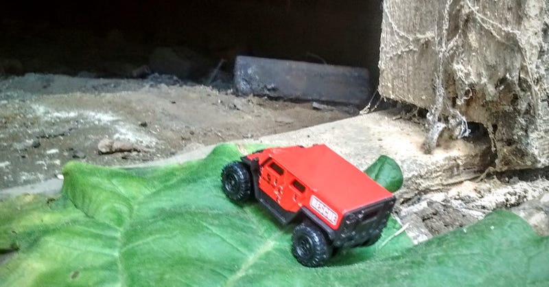 Illustration for article titled ORAT - Matchbox GHE-O goes spelunking