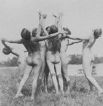 Illustration for article titled Patriotic Nudists