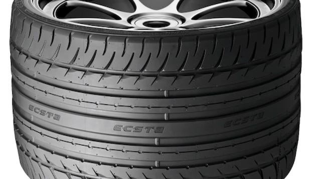 Kumho Launches Ultra Low Profile 15 Series Tires