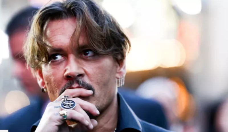 Illustration for article titled Amber Heard Denies Johnny Depp's Claim That She Once Punched Him in the Face