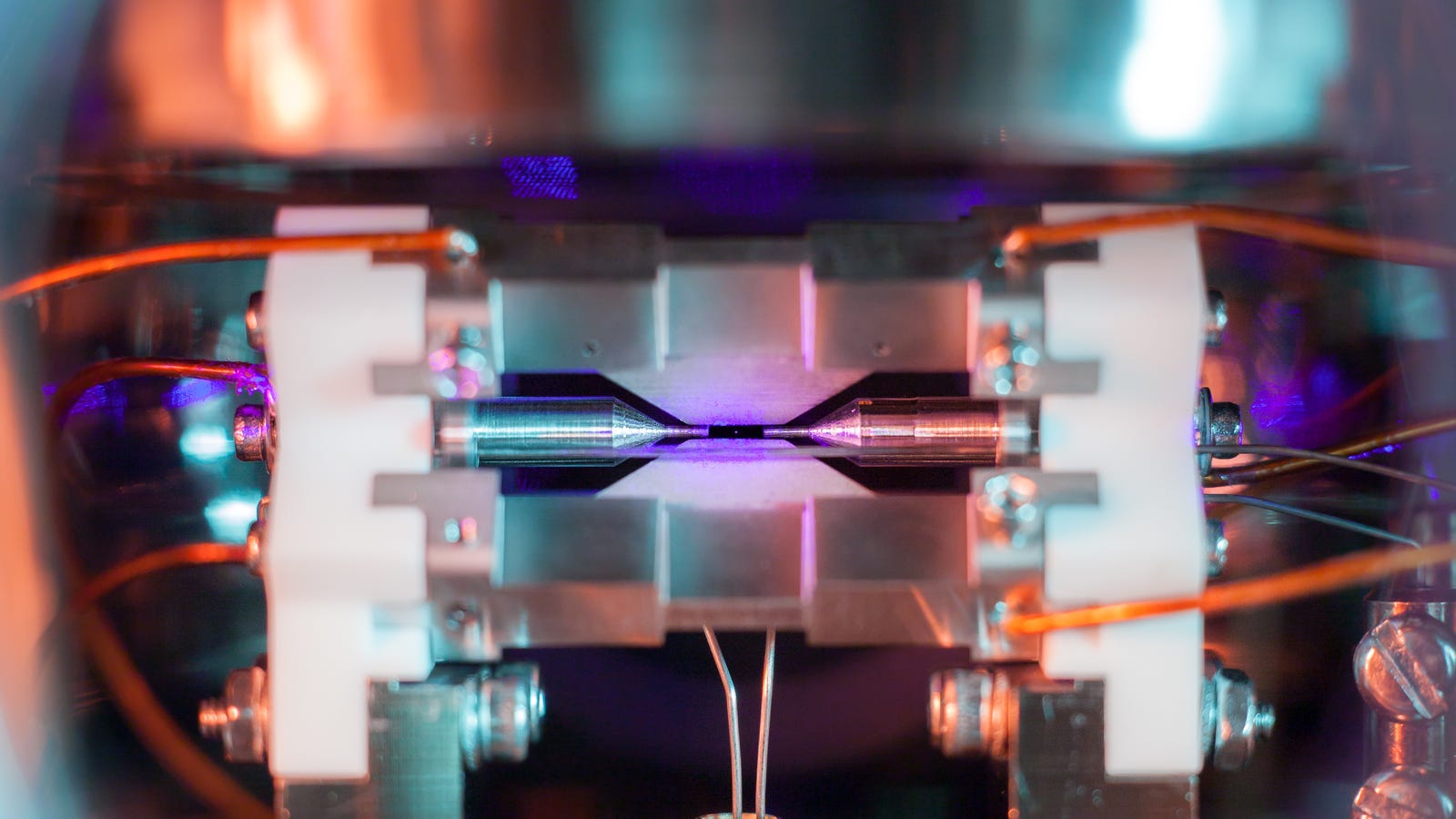 photo of Picture of Single Trapped Atom Wins UK Science Photography Prize image