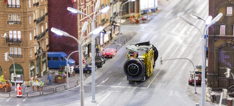 Illustration for article titled Google Used Tiny Cameras to Street View the World’s Largest Model Railway