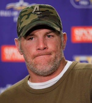 Illustration for article titled Brett Favre Says That "No One Including Brett Favre" Could Have Seen His Career Ending The Way It Did