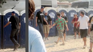 Illustration for article titled Kareem Abdul-Jabbar Can Fit Inside A Bonnaroo Port-A-Potty