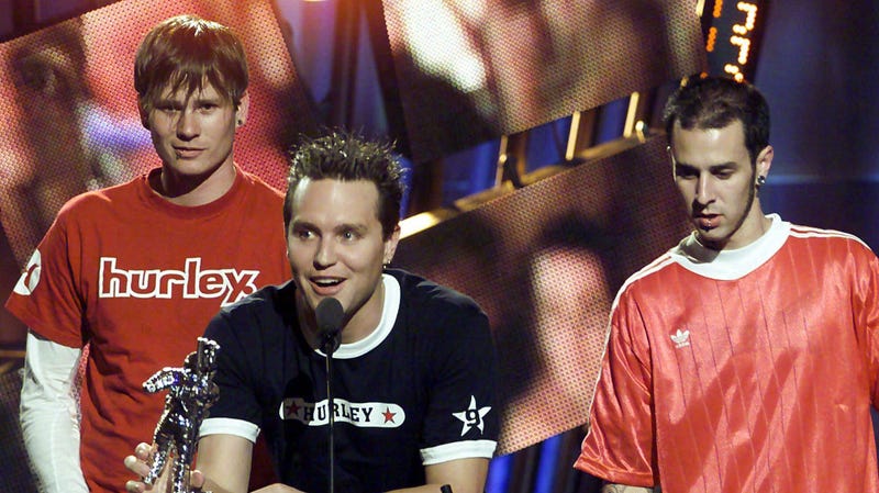 Illustration for article titled Tom Delonge Was Right About UFOs and Also the Hottest Member of Blink 182