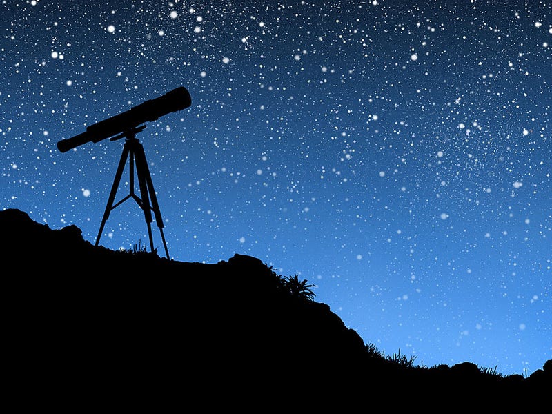 Illustration for article titled Anybody Out There Like To Track The Night Sky? What Websites or Apps Do You Use?