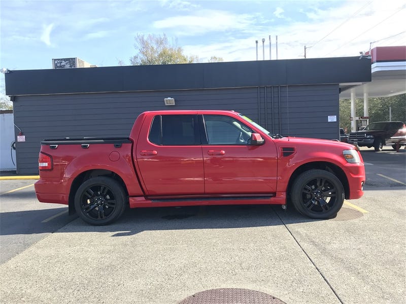 At 14500 Could You Get Pumped For This 2009 Ford Explorer