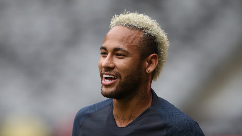 Illustration for article titled Barcelona, Real Madrid, And PSG Are In A Three-Way Standoff Over Neymar's Future