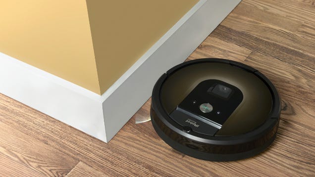 This Roomba Maps Your House So It Won't Keep Ramming Into Your Couch