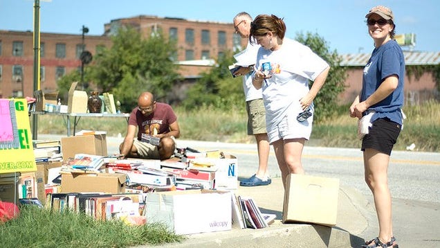 Sell More Stuff at Your Garage Sale by Giving It a Gimmick