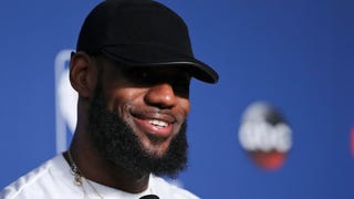 The Lakers May Get Their Big Three, Or Nothing